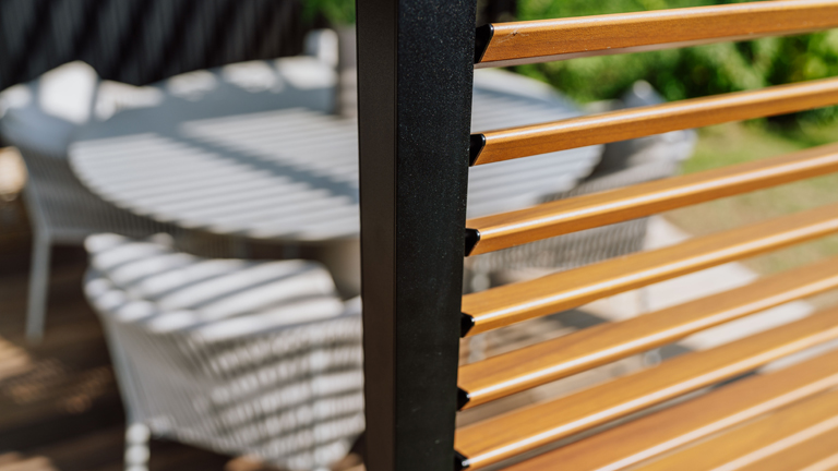 Louvante-Pallazzo-Lamellen-Schiebewand